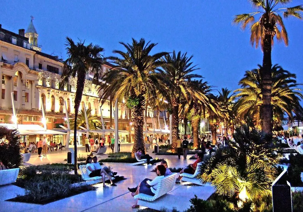 아파트 The Palace Collection In Split Centre