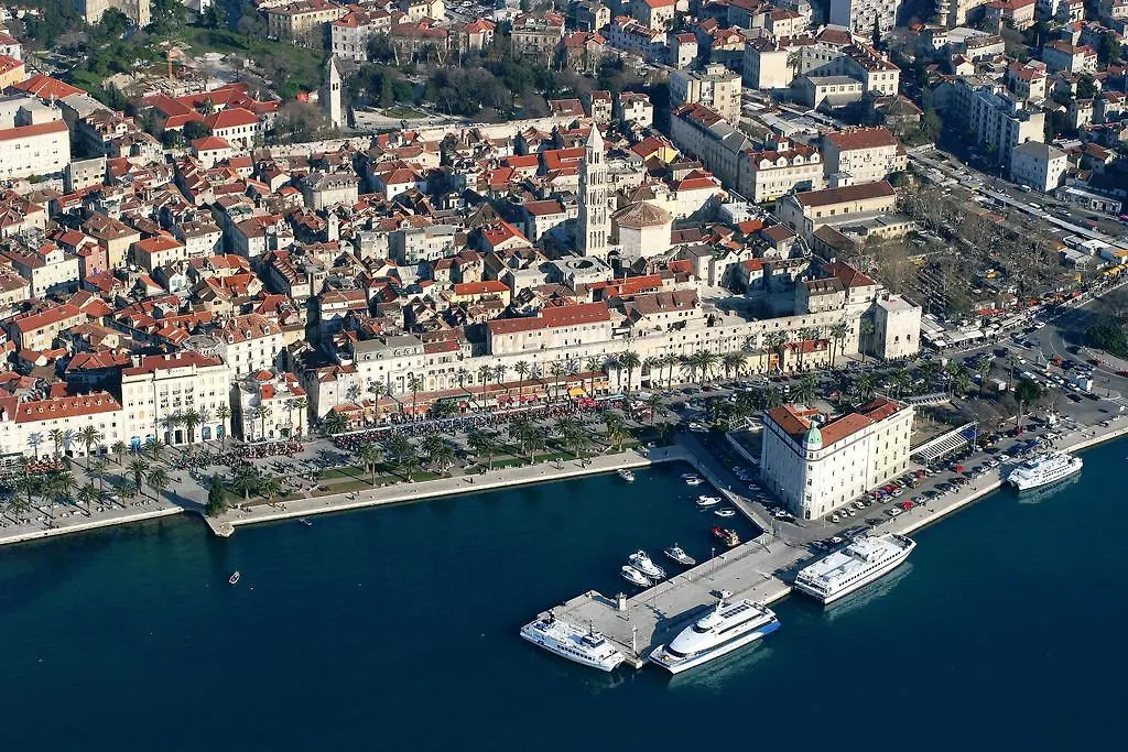 아파트 The Palace Collection In Split Centre