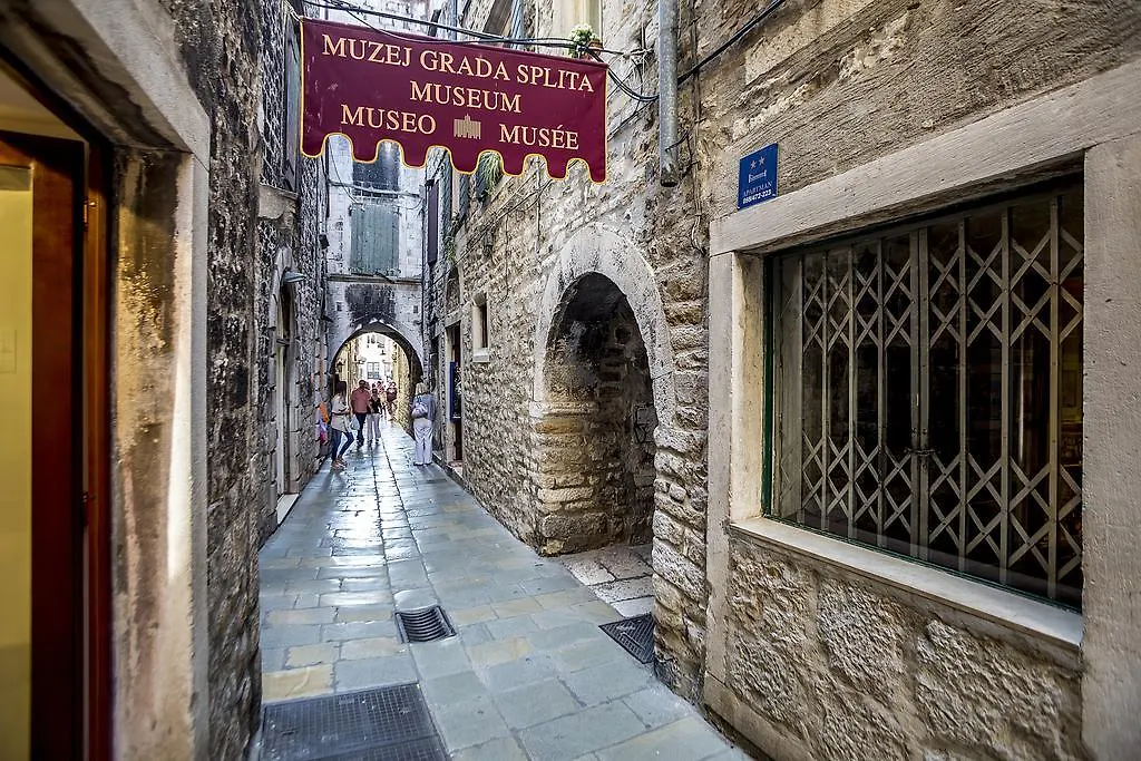 The Palace Collection In Split Centre 아파트